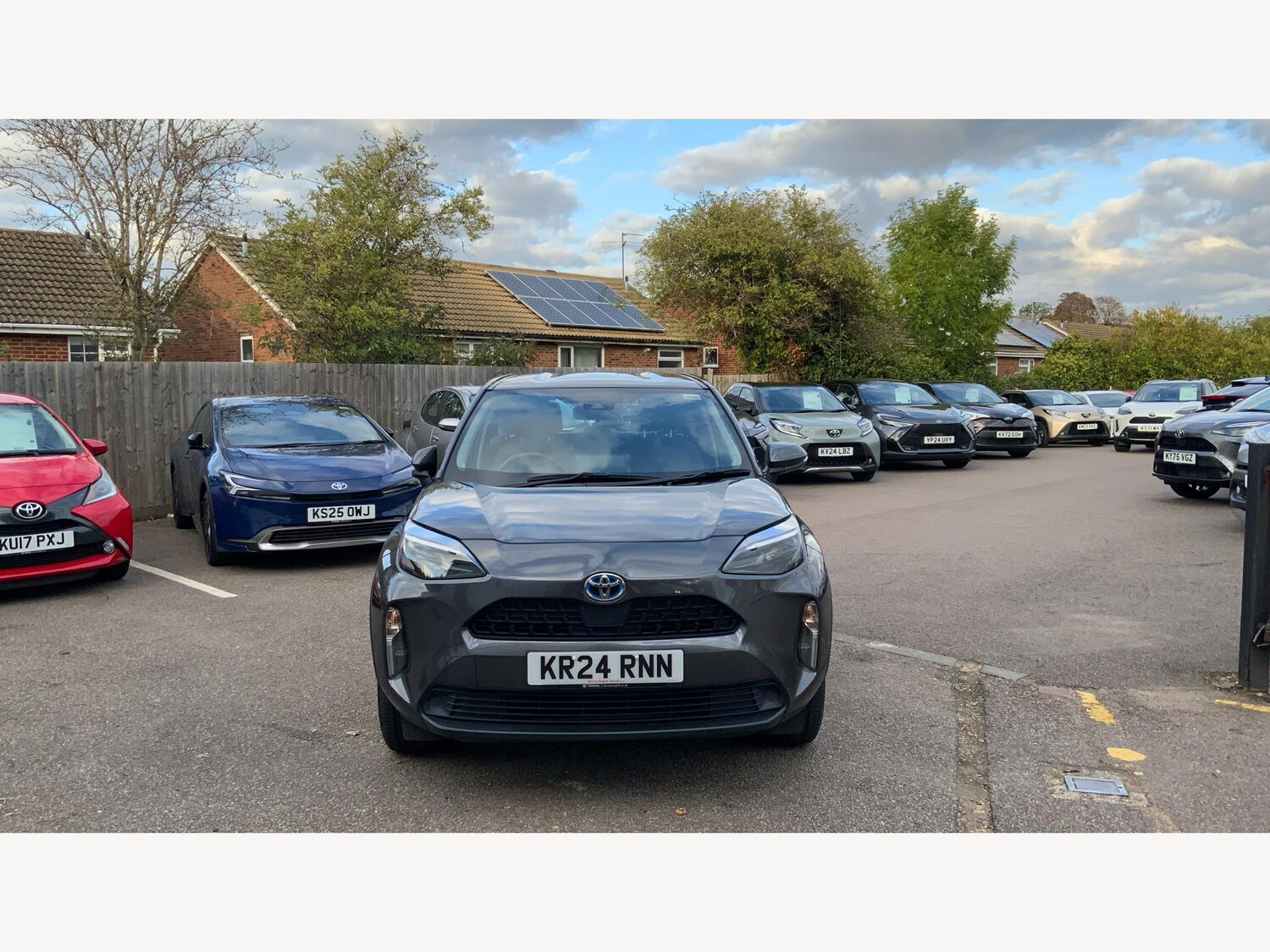 Used Toyota Yaris Cross 2024 for sale - 76200189: Photo 17