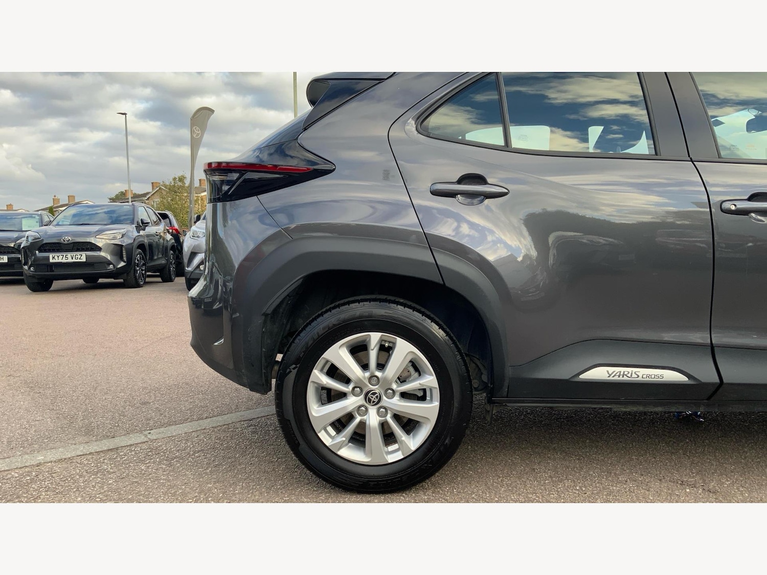 Used Toyota Yaris Cross 2024 for sale - 76200189: Photo 20