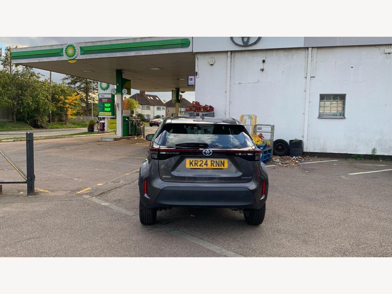 Used Toyota Yaris Cross 2024 for sale - 76200189: Photo 21