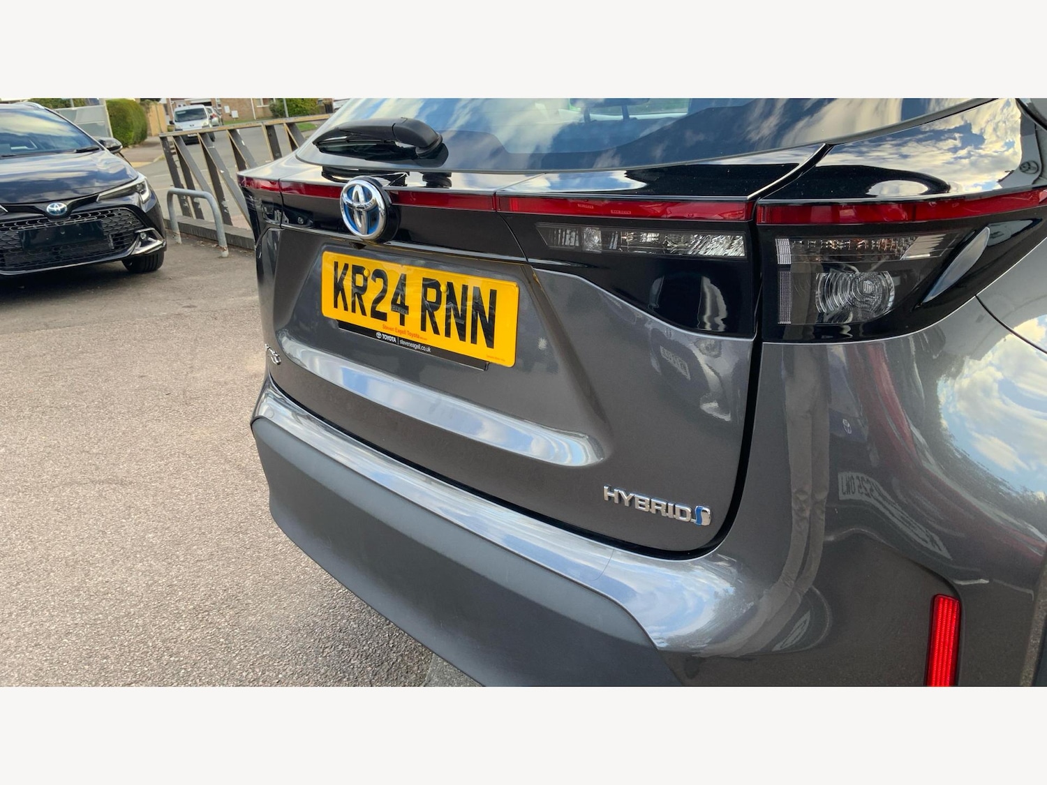 Used Toyota Yaris Cross 2024 for sale - 76200189: Photo 25