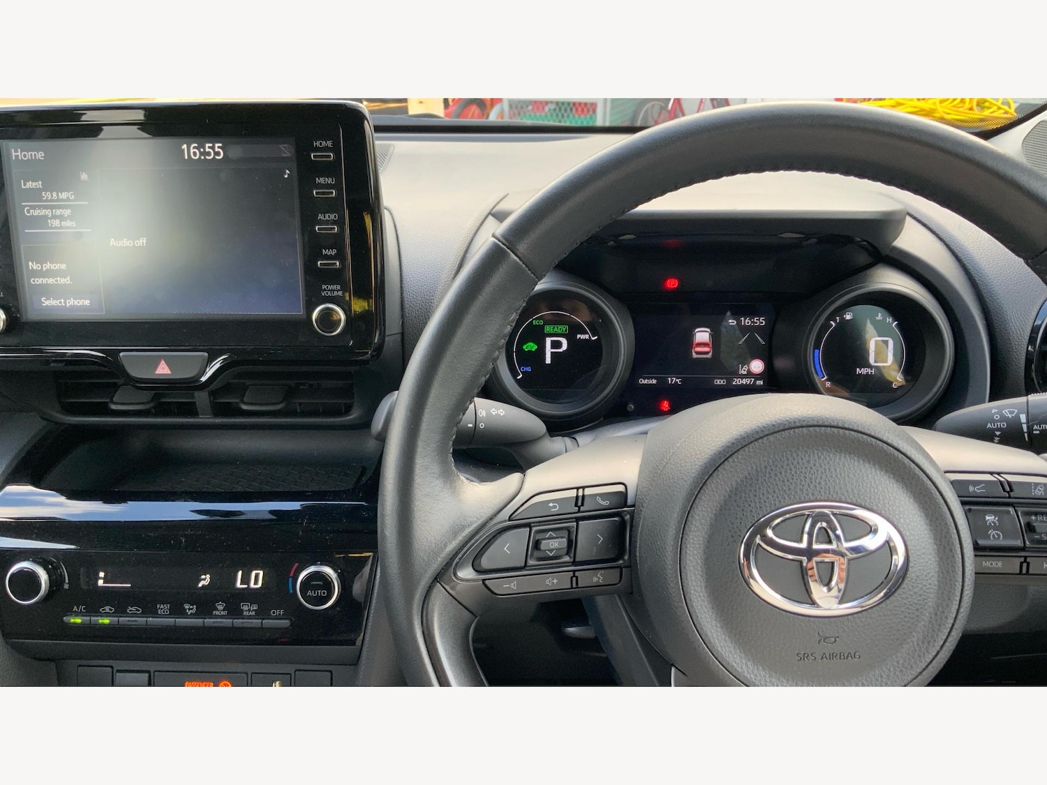 Used Toyota Yaris Cross 2024 for sale - 76200189: Photo 8