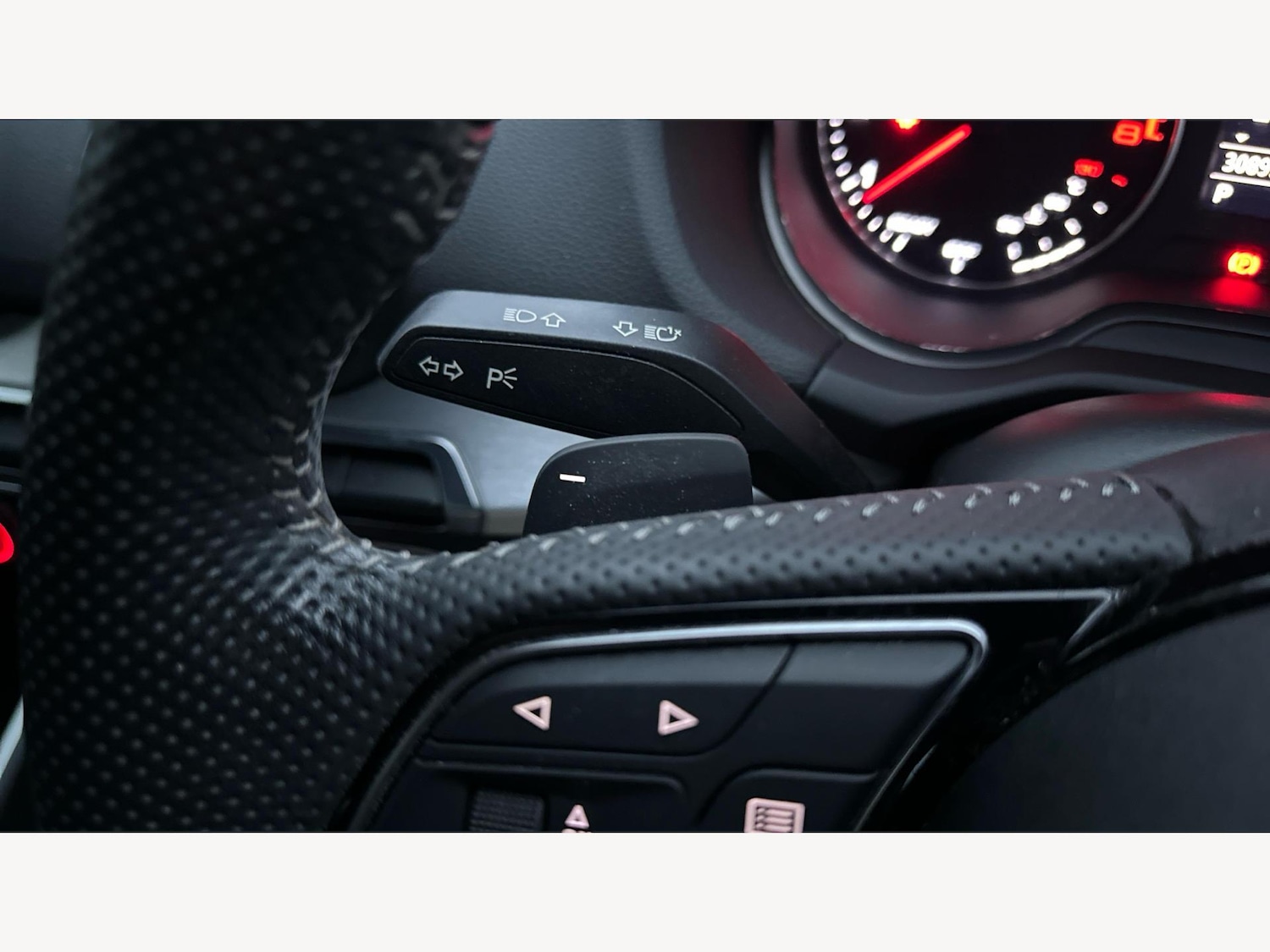 Used Audi Q2 2017 for sale - 76752813: Photo 30