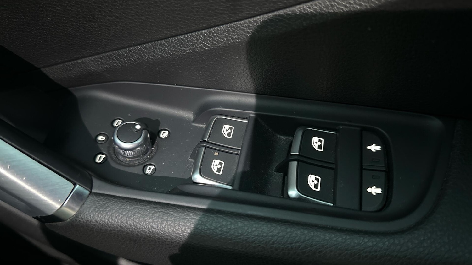 Used Audi Q2 2017 for sale - 76752813: Photo 38