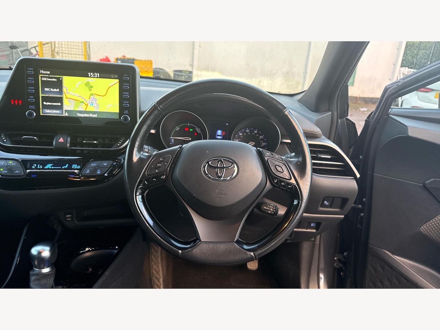 Used Toyota C-HR 2020 for sale - 76886688: Photo 8