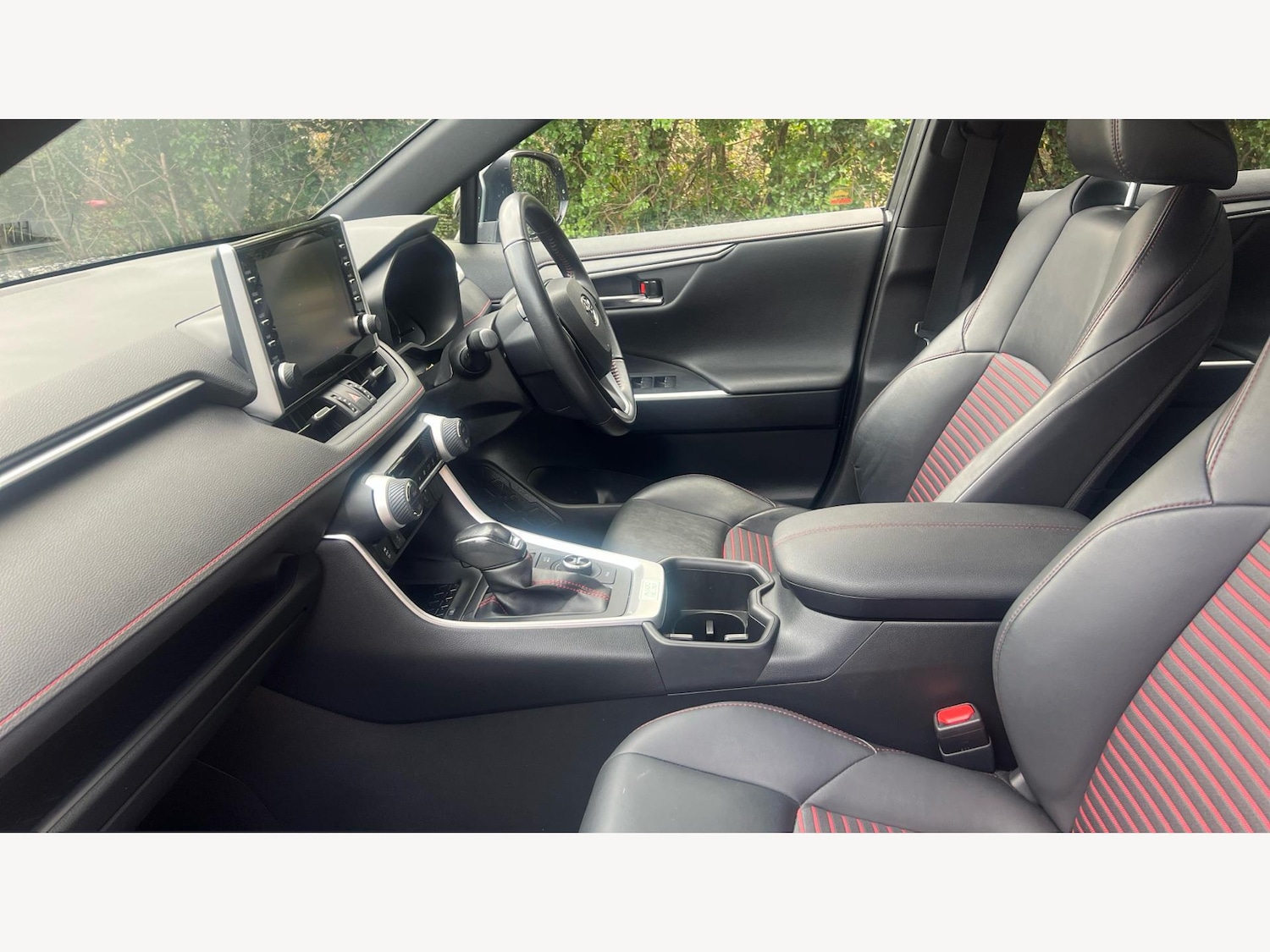 Used Toyota RAV4 2022 for sale - 76850520: Photo 12