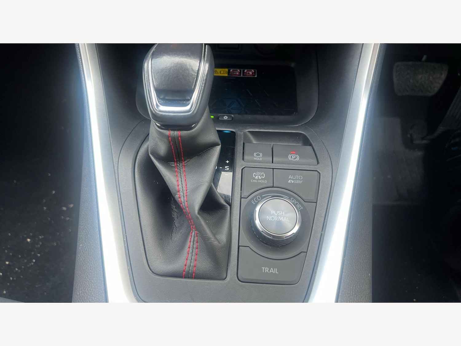 Used Toyota RAV4 2022 for sale - 76850520: Photo 22