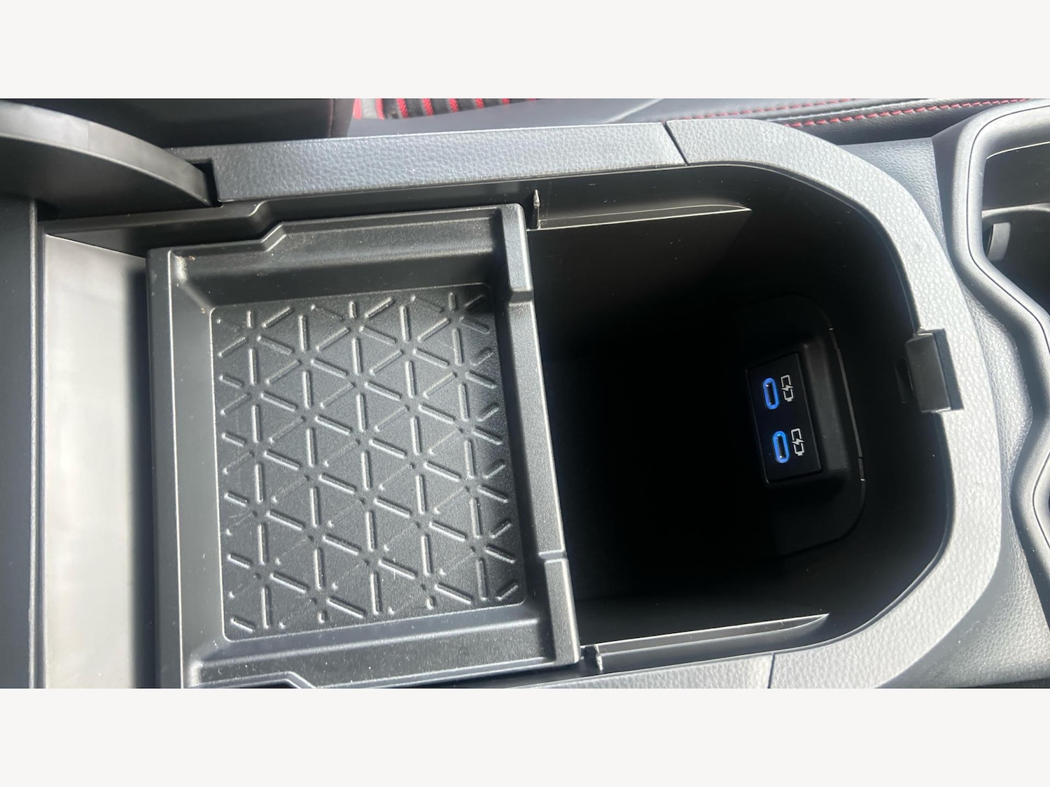 Used Toyota RAV4 2022 for sale - 76850520: Photo 23