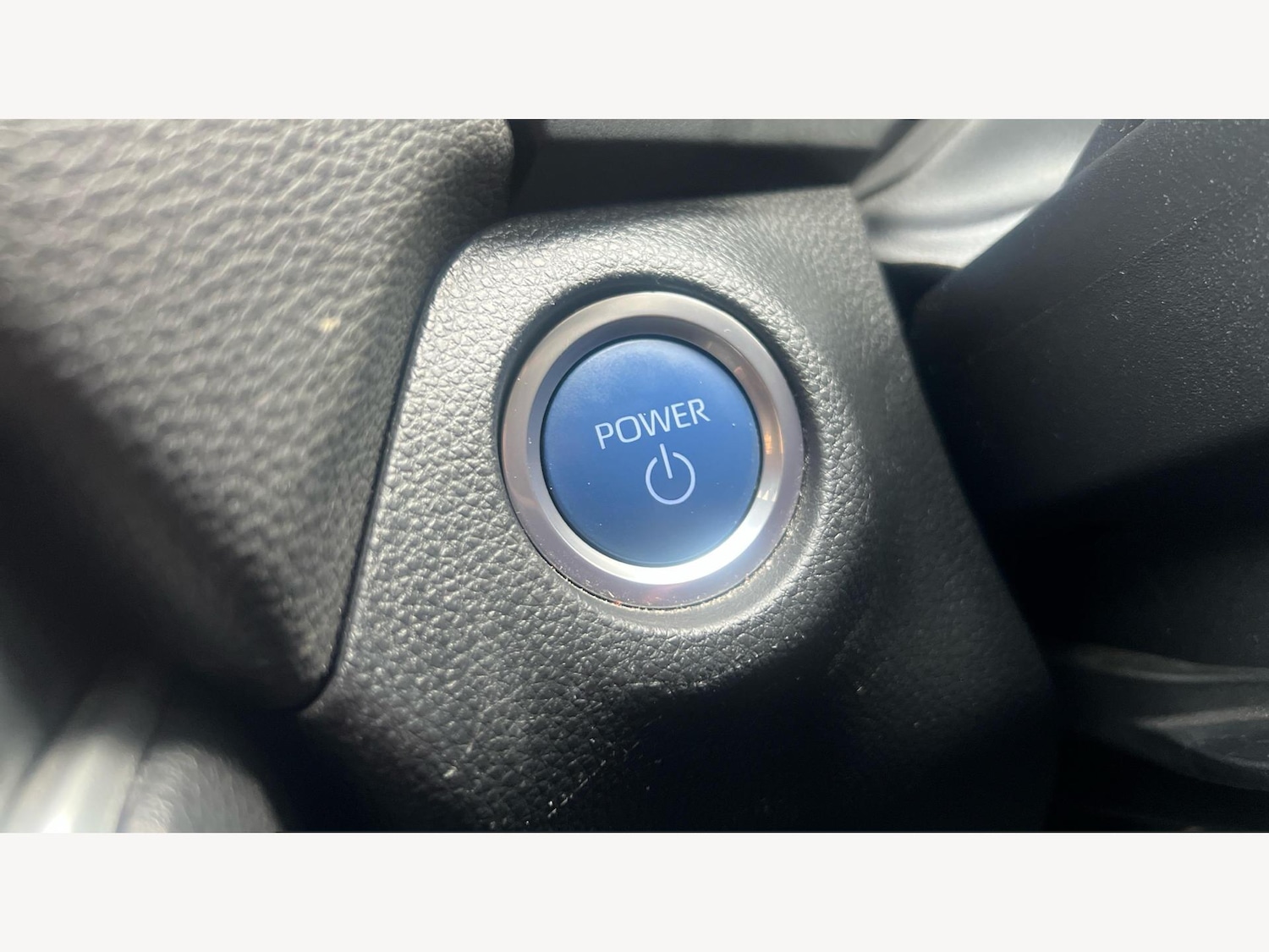 Used Toyota RAV4 2022 for sale - 76850520: Photo 30