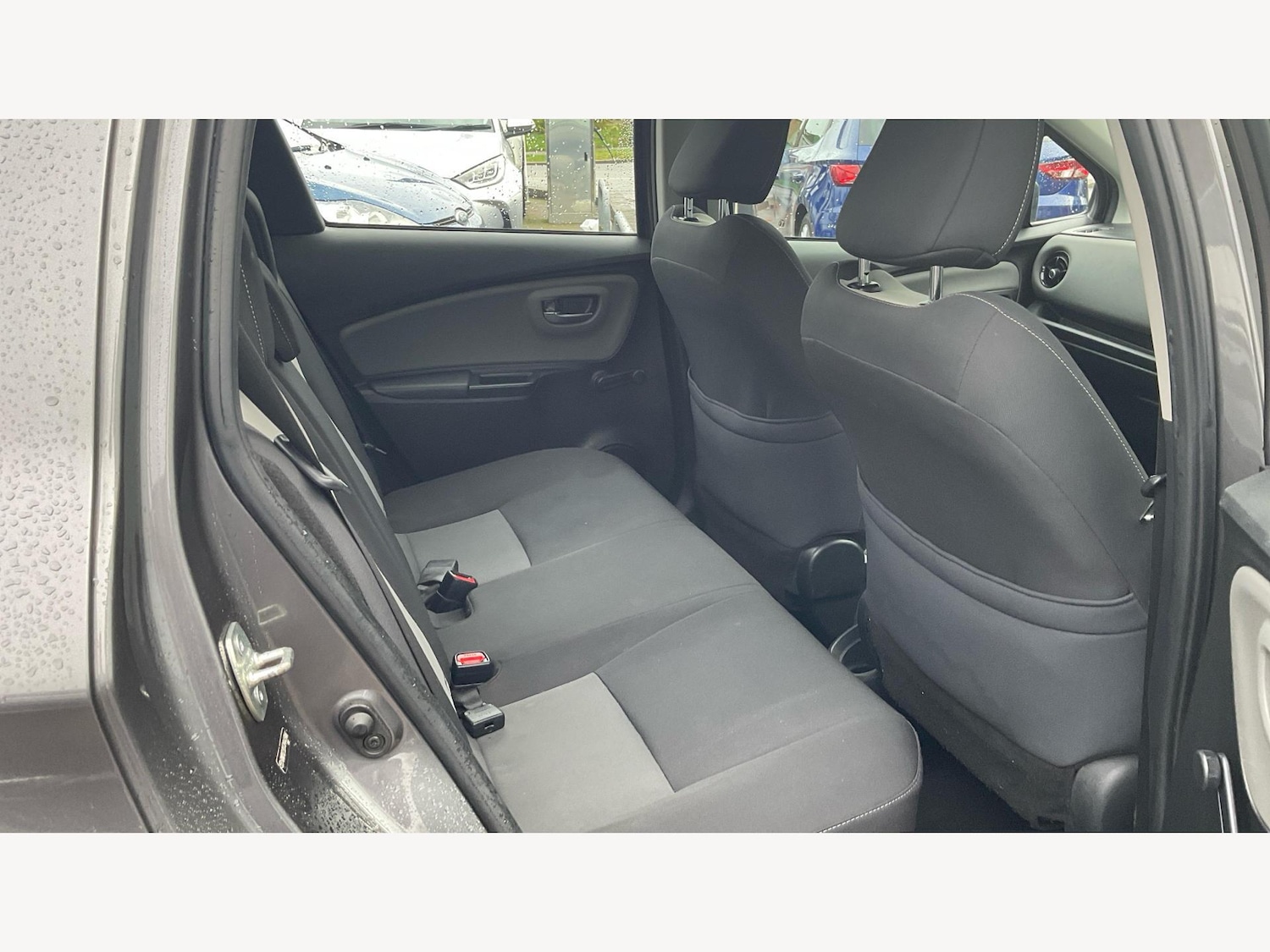 Used Toyota Yaris 2018 for sale - 77412367: Photo 14