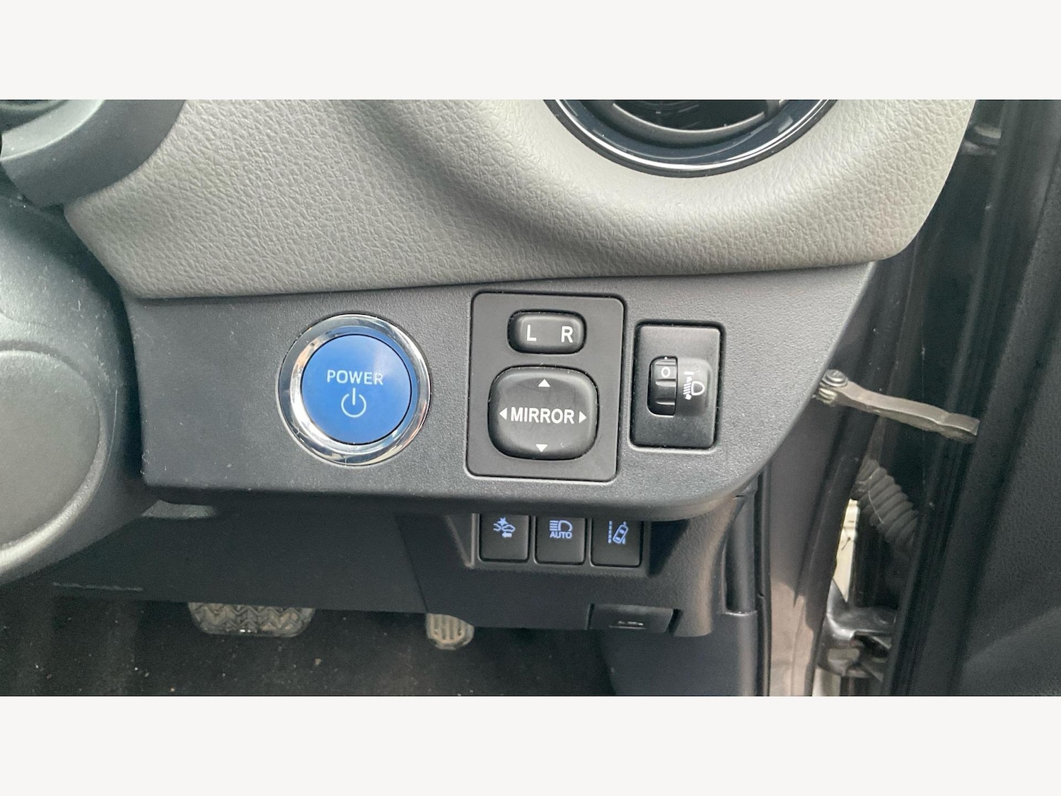 Used Toyota Yaris 2018 for sale - 77412367: Photo 27