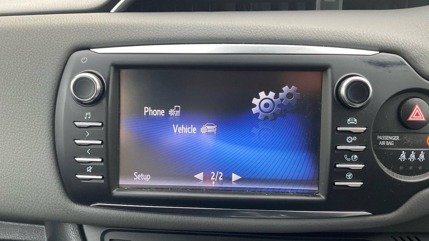 Used Toyota Yaris 2018 for sale - 77412367: Photo 41