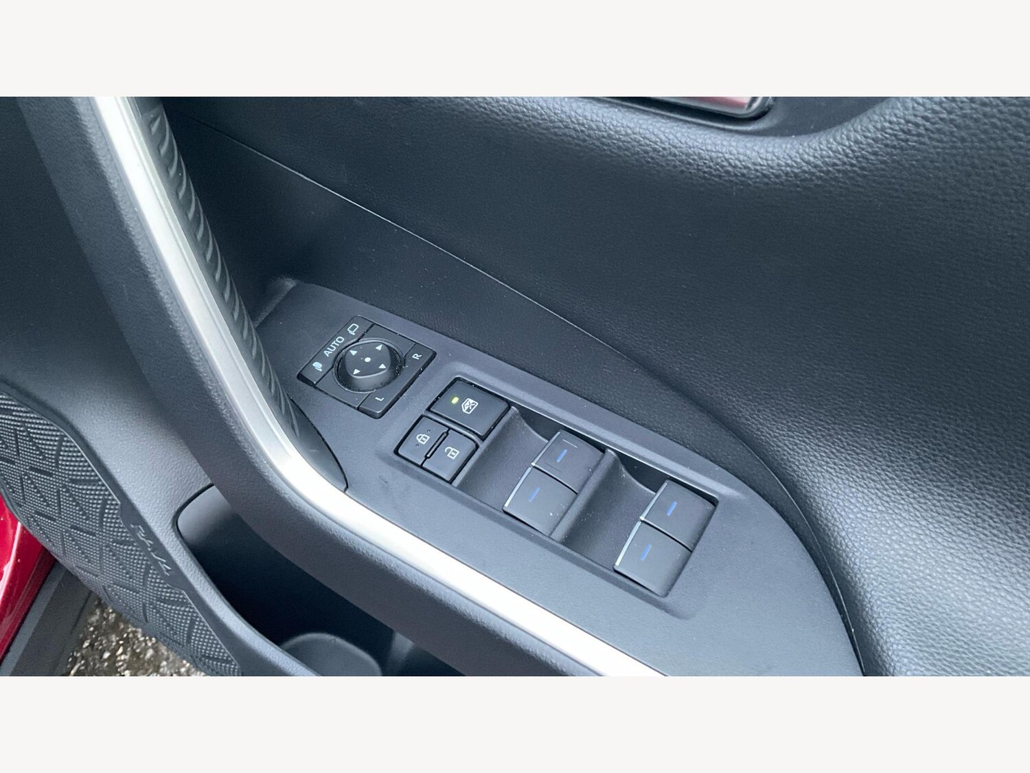 Used Toyota RAV4 for sale - 77537871: Photo 28