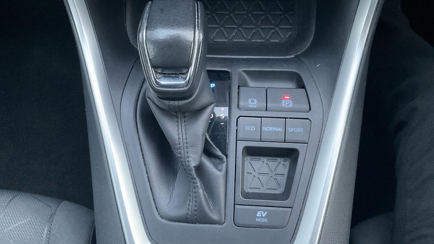 Used Toyota RAV4 for sale - 77537871: Photo 34