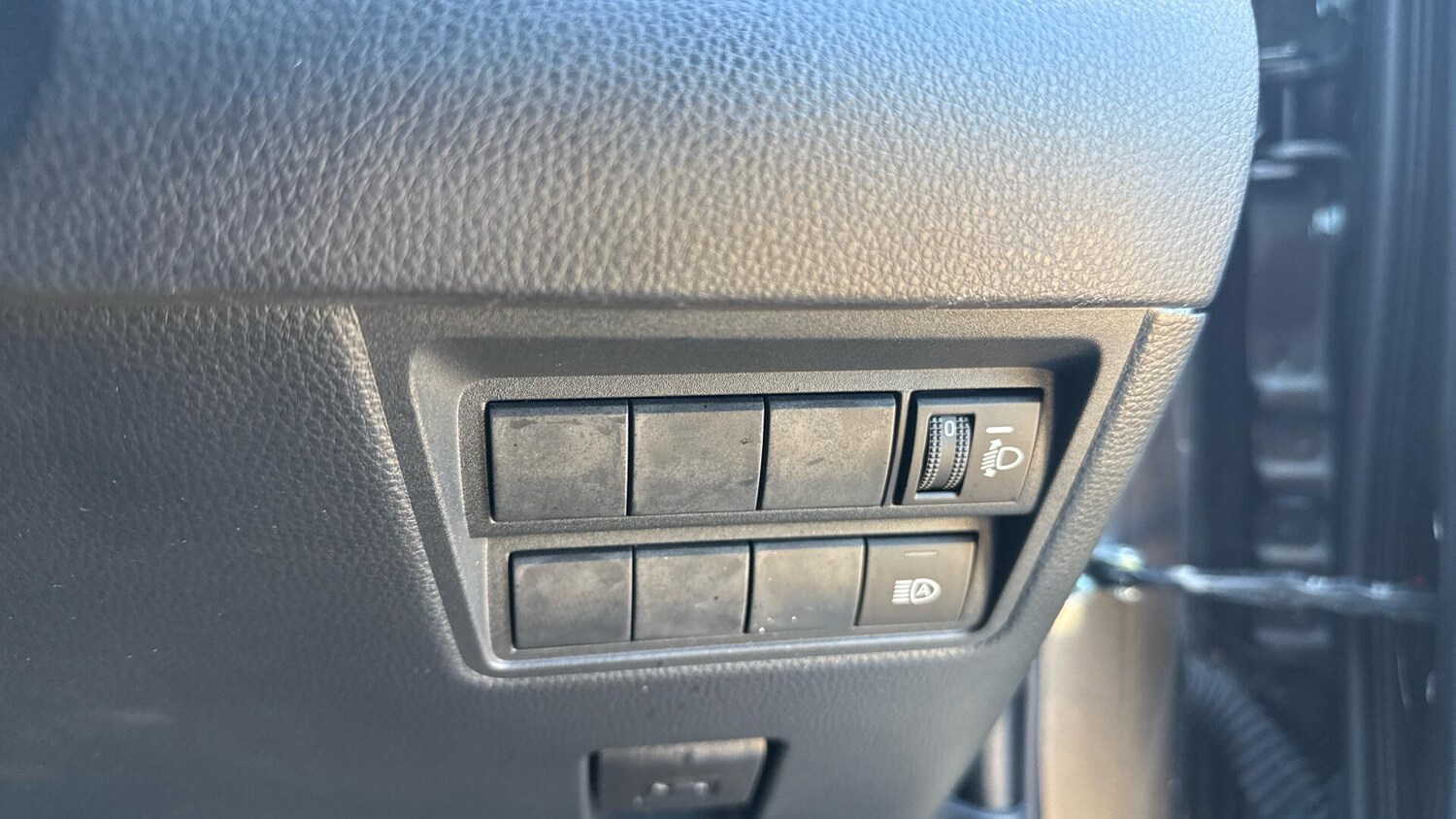 Used Toyota Yaris Cross 2024 for sale - 78047122: Photo 34