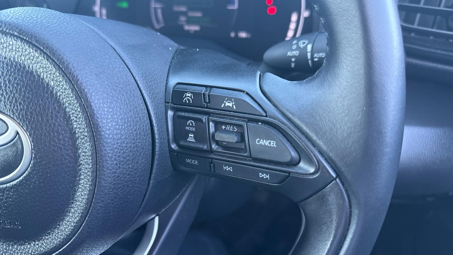 Used Toyota Yaris Cross 2024 for sale - 78047122: Photo 35