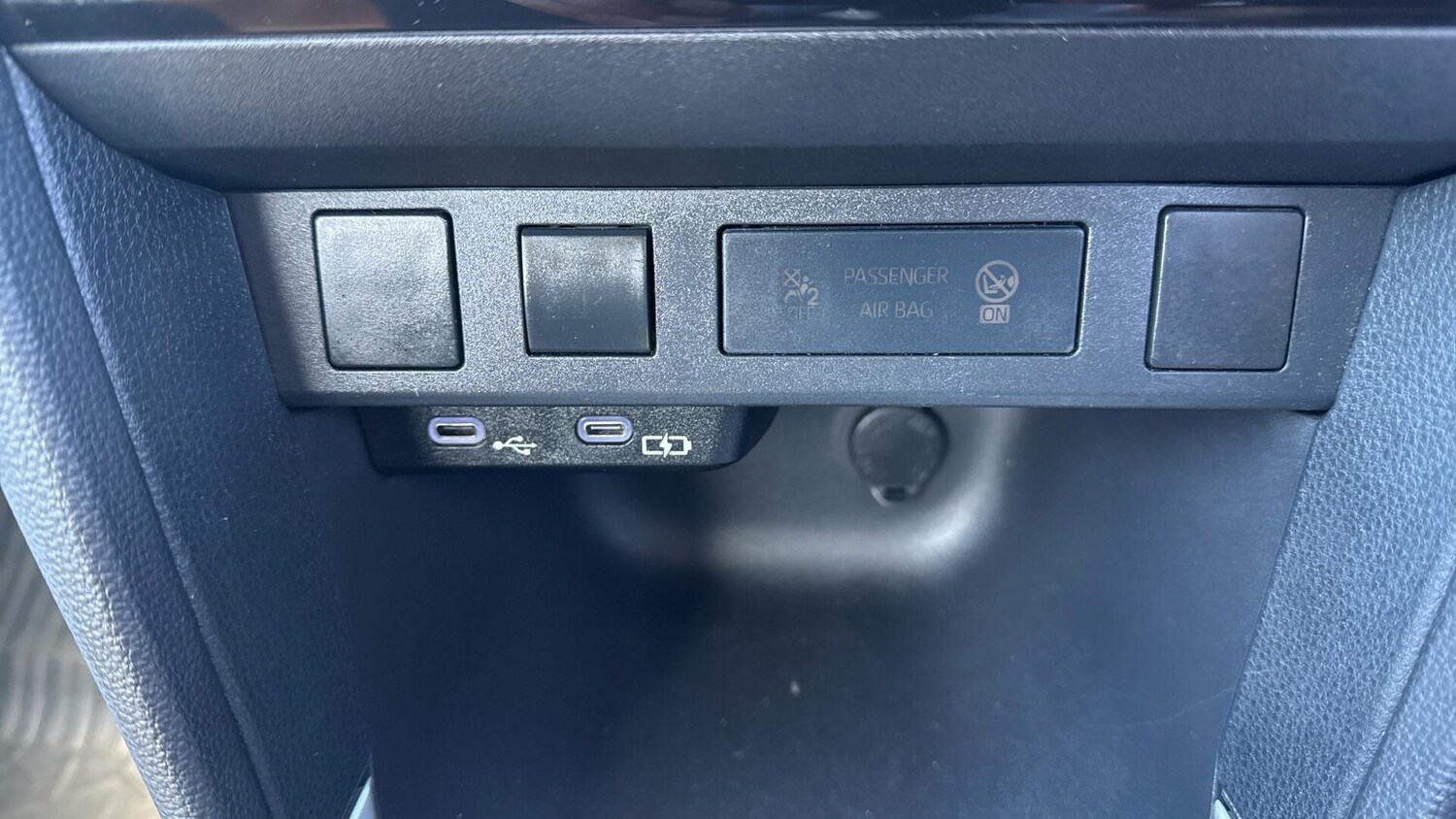 Used Toyota Yaris Cross 2024 for sale - 78047122: Photo 38