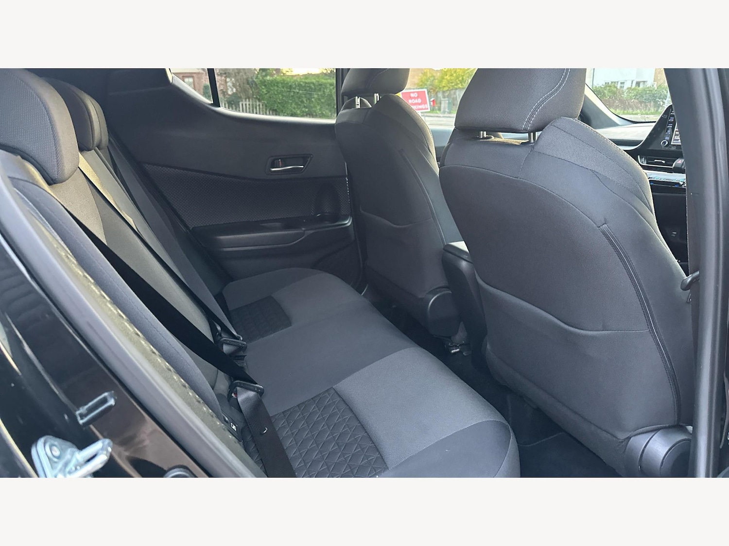 Used Toyota C-HR 2021 for sale - 77097993: Photo 14