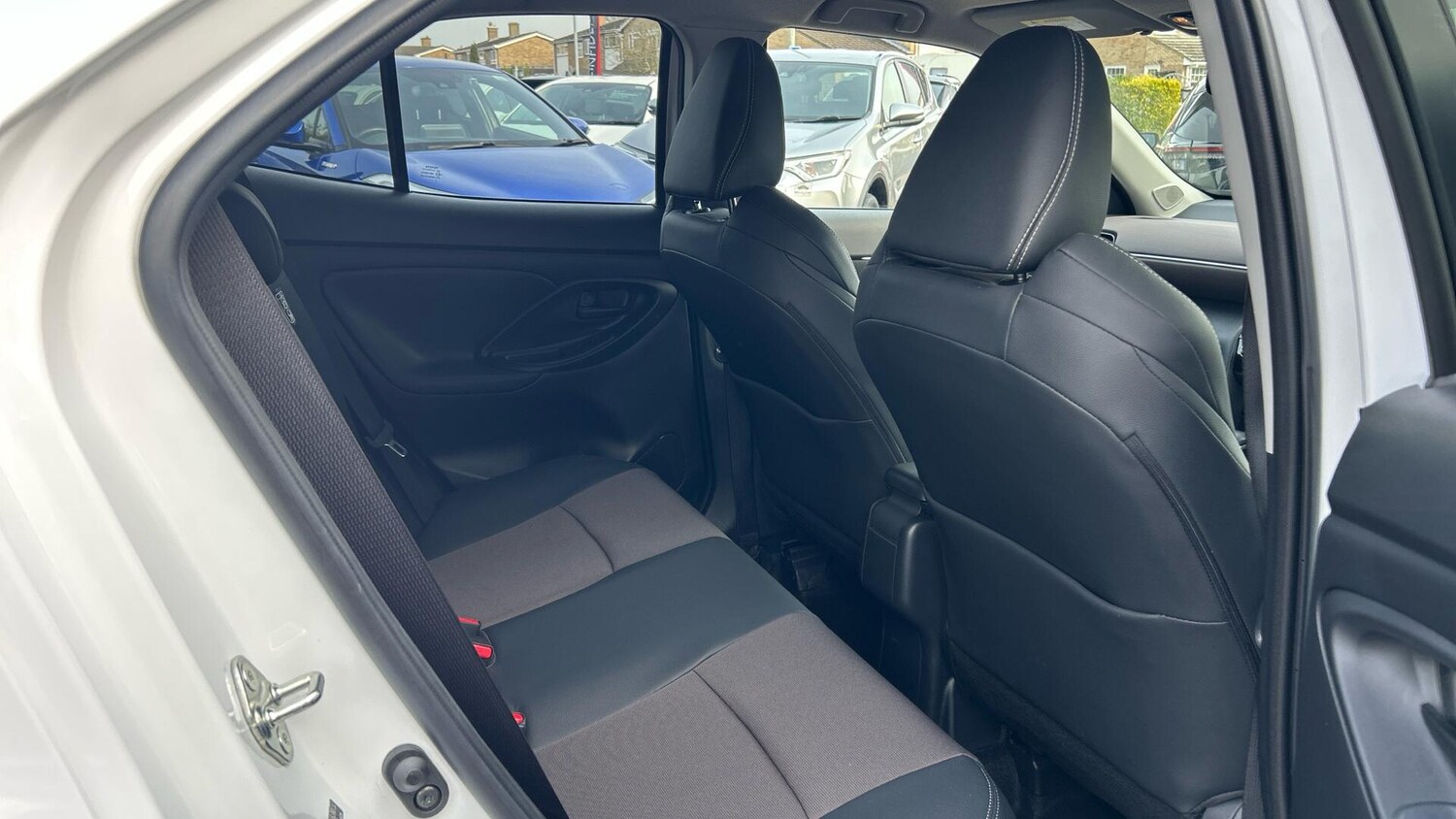 Used Toyota Yaris Cross 2023 for sale - 78147698: Photo 12