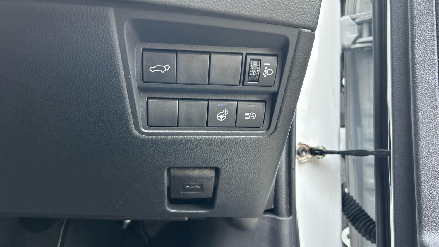 Used Toyota Yaris Cross 2023 for sale - 78147698: Photo 26