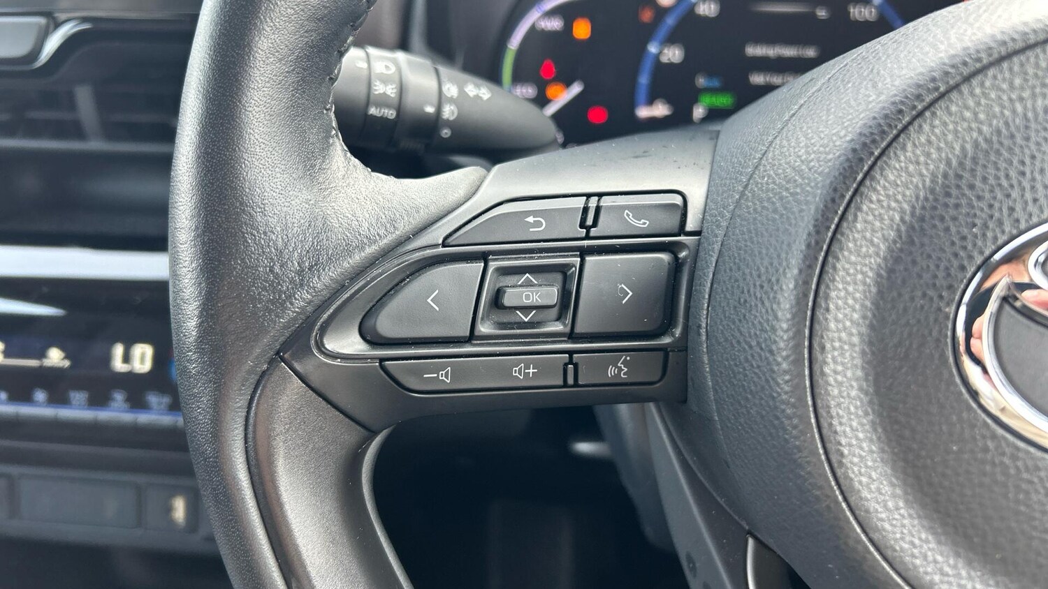 Used Toyota Yaris Cross 2023 for sale - 78147698: Photo 28