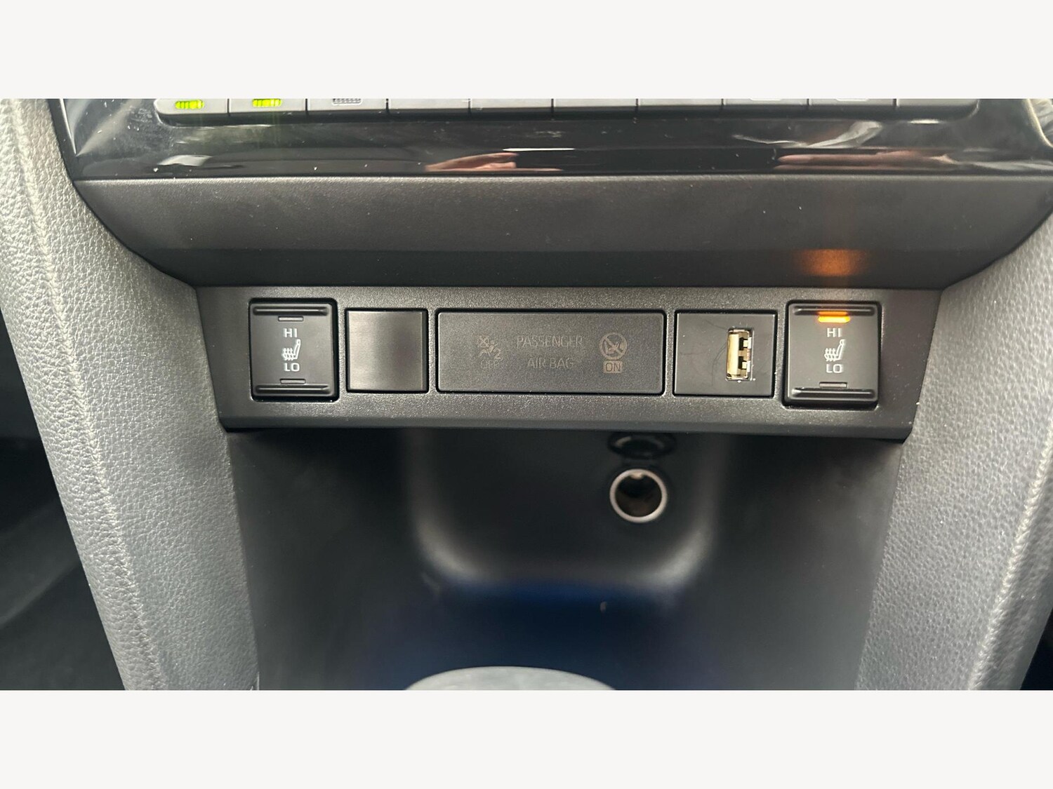 Used Toyota Yaris Cross 2024 for sale - 77305704: Photo 27