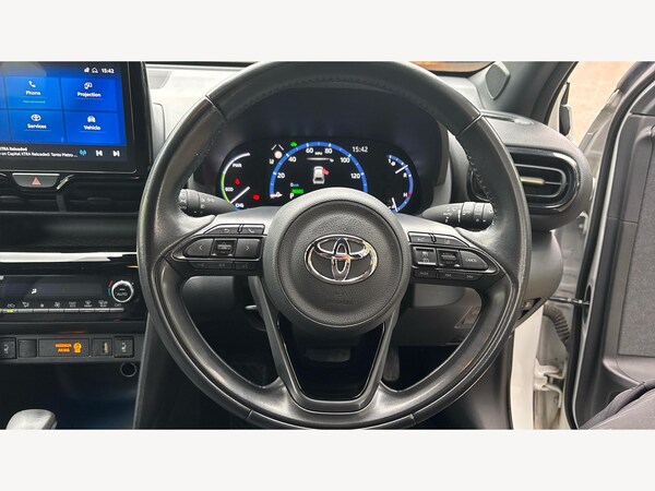 Used Toyota Yaris Cross 2022 for sale - 76238792: Photo 10