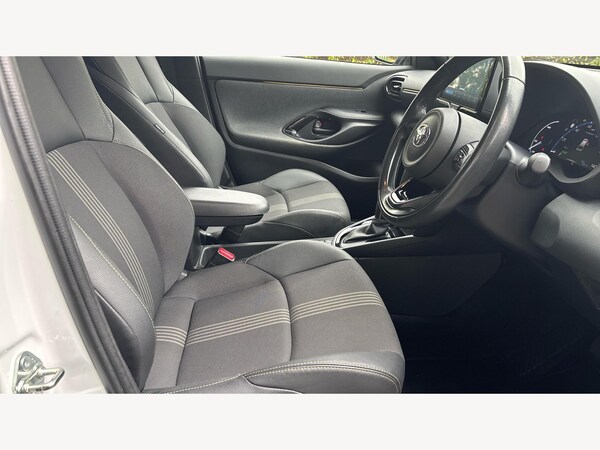 Used Toyota Yaris Cross 2022 for sale - 76238792: Photo 13