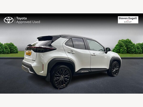 Used Toyota Yaris Cross 2022 for sale - 76238792: Photo 2