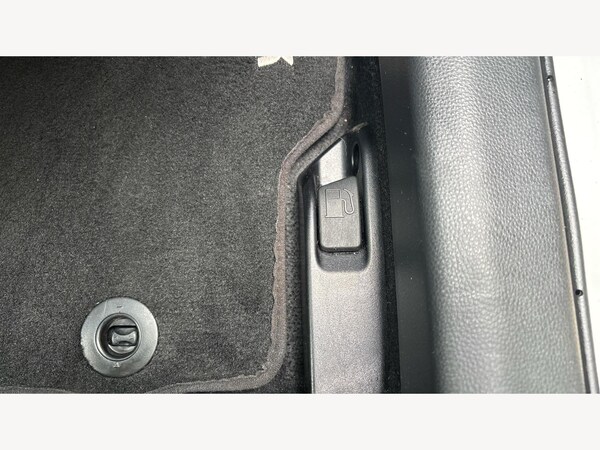 Used Toyota Yaris Cross 2022 for sale - 76238792: Photo 30