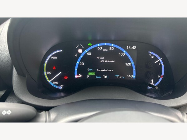 Used Toyota Yaris Cross 2022 for sale - 76238792: Photo 36