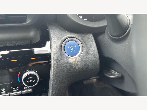 Used Toyota Yaris Cross 2022 for sale - 76238792: Photo 37