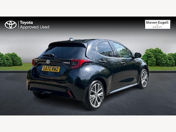 Used Toyota Yaris 2023 for sale - 79565875: Photo