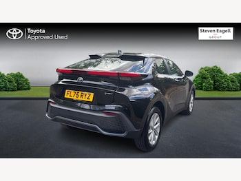 Used Toyota C-HR 2025 for sale - 79441472: Photo