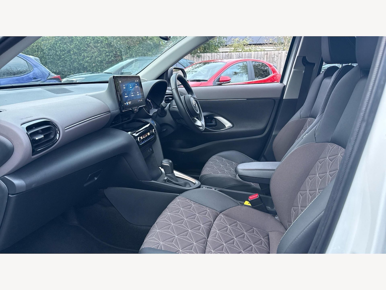 Used Toyota Yaris Cross 2022 for sale - 76753267: Photo 12