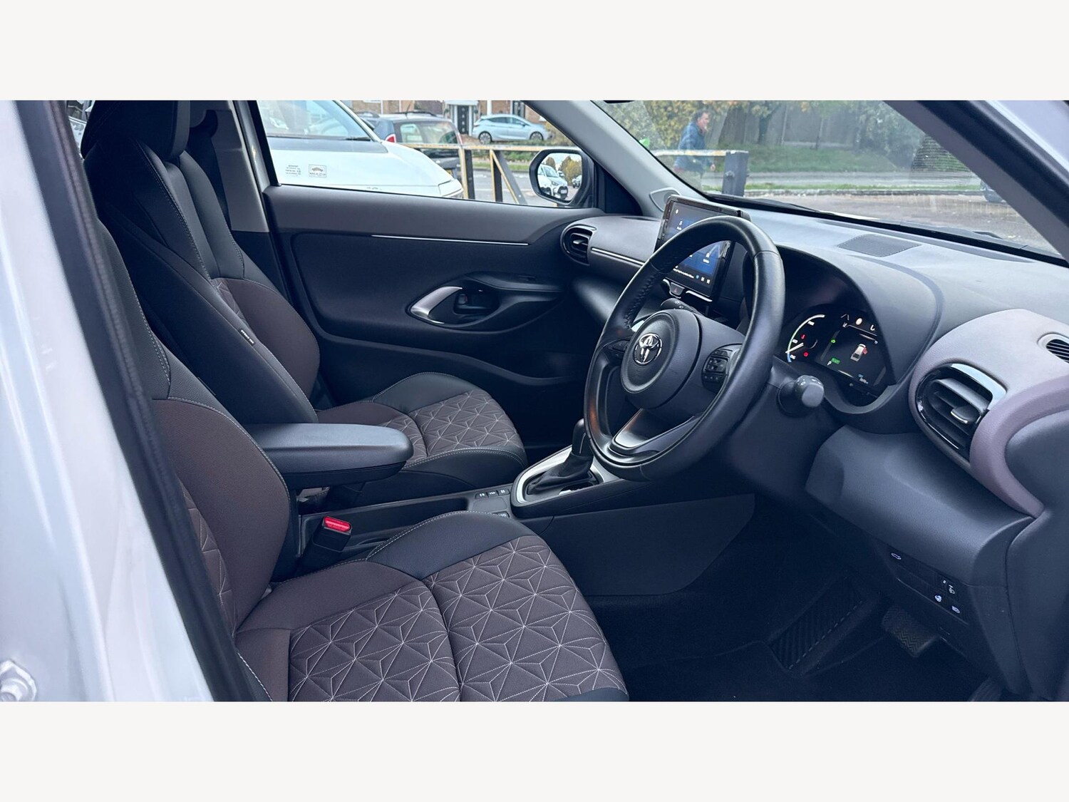 Used Toyota Yaris Cross 2022 for sale - 76753267: Photo 13