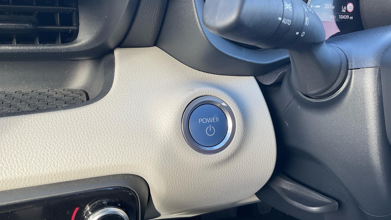 Used Toyota Yaris 2023 for sale - 77695466: Photo 33