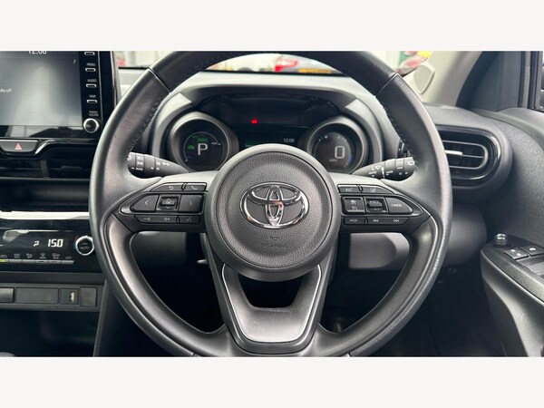 Used Toyota Yaris Cross 2023 for sale - 76189407: Photo 10