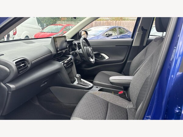 Used Toyota Yaris Cross 2023 for sale - 76189407: Photo 12