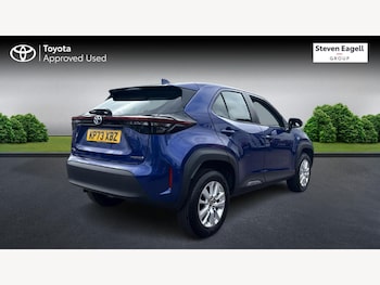 Used Toyota Yaris Cross 2023 for sale - 76189407: Photo 2