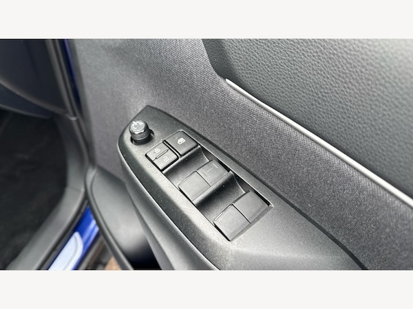 Used Toyota Yaris Cross 2023 for sale - 76189407: Photo 33