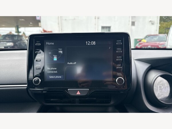 Used Toyota Yaris Cross 2023 for sale - 76189407: Photo 9