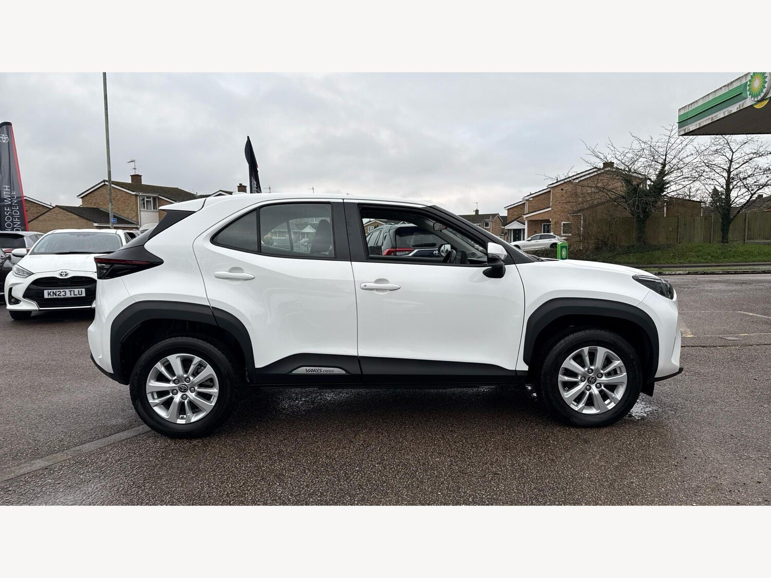 Used Toyota Yaris Cross 2023 for sale - 77883455: Photo 18