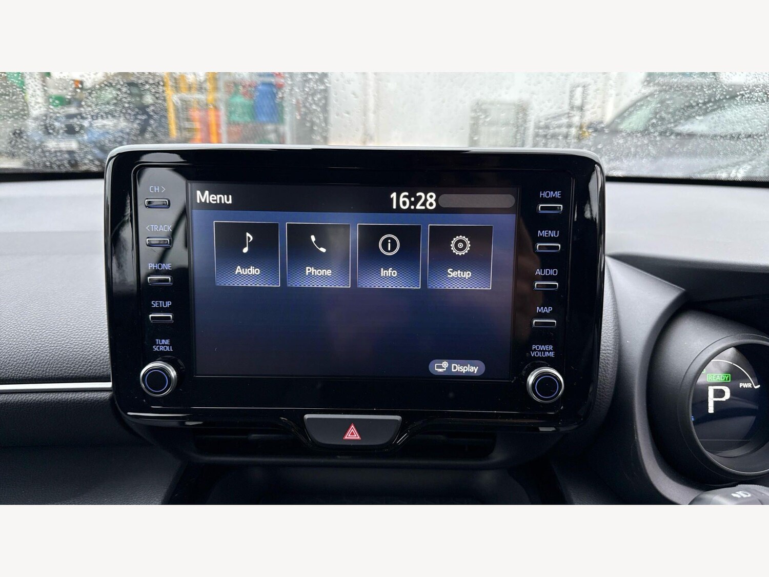 Used Toyota Yaris Cross 2023 for sale - 77883455: Photo 26