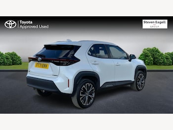 Used Toyota Yaris Cross 2022 for sale - 75953990: Photo