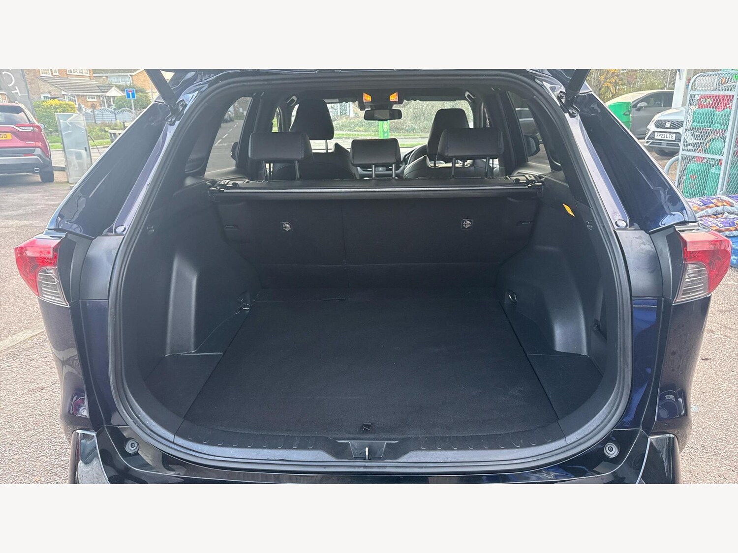 Used Toyota RAV4 2021 for sale - 77395941: Photo 16