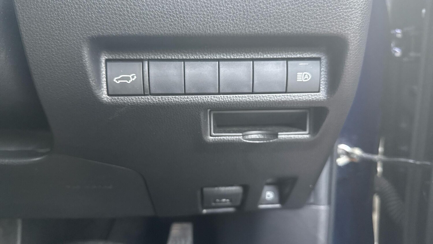 Used Toyota RAV4 2021 for sale - 77395941: Photo 35