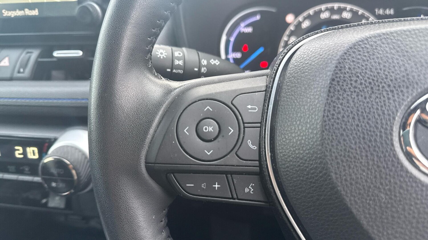 Used Toyota RAV4 2021 for sale - 77395941: Photo 41