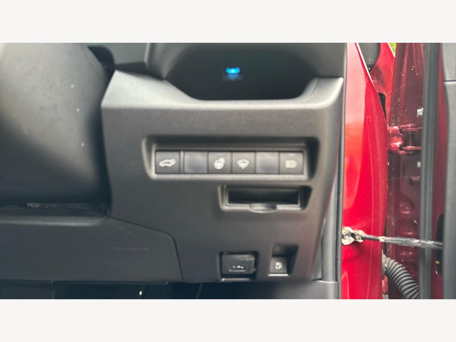 Used Toyota RAV4 2021 for sale - 76200734: Photo 25