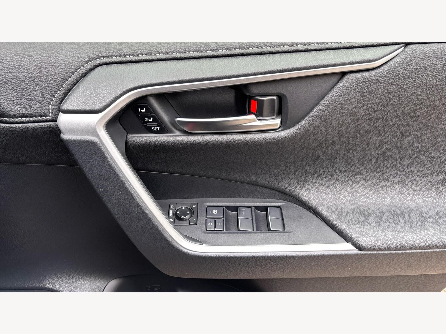 Used Toyota RAV4 2021 for sale - 76200734: Photo 26