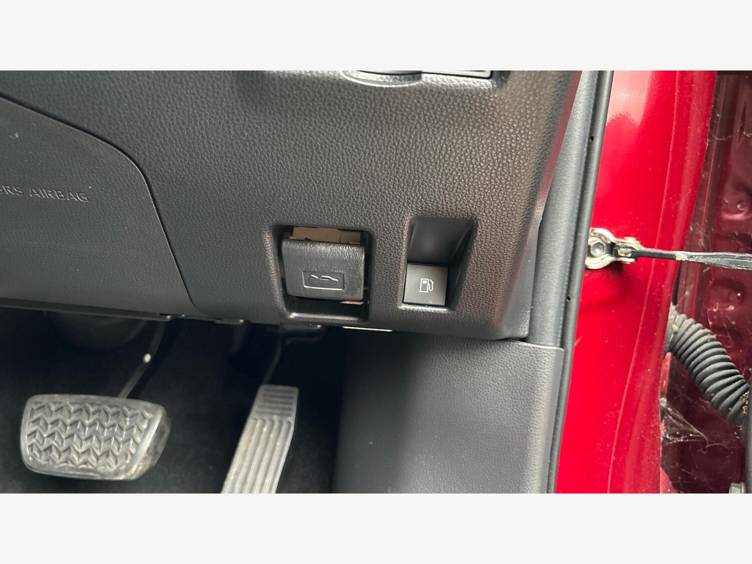 Used Toyota RAV4 2021 for sale - 76200734: Photo 28